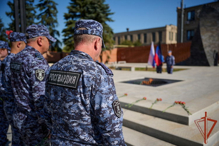 Росгвардейцы приняли участие во всероссийской акции в ДНР