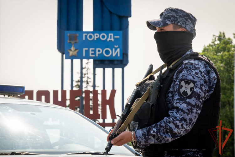 В Донецке росгвардейцы задержали подозреваемого в проникновении на охраняемый объект