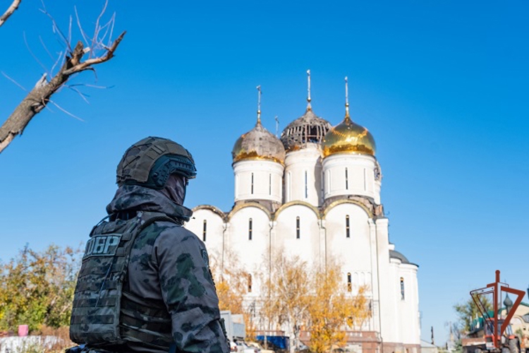 Спецназ Росгвардии обеспечил безопасность миссии Русской православной церкви под Угледаром