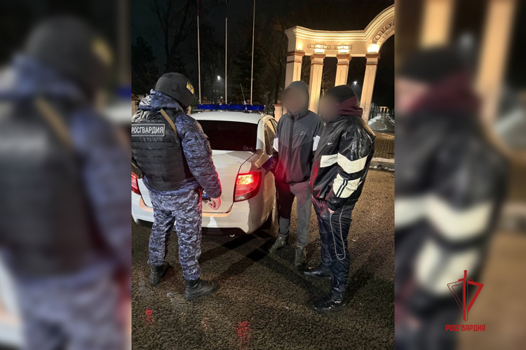 Росгвардейцы задержали подозреваемых в хранении наркотиков в Мариуполе