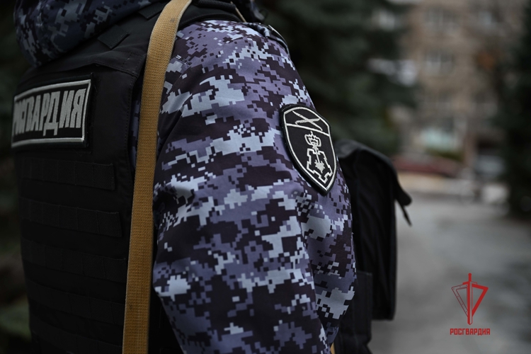 Росгвардия задержала мужчину, устроившего стрельбу в кафе города Мариуполя