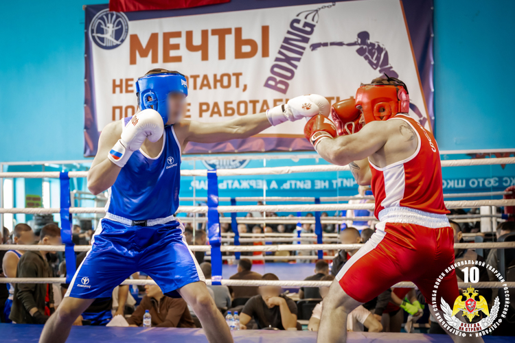 Росгвардейцы в Донецке провели чемпионат по боксу