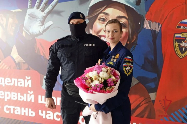Росгвардейцы поздравили Всероссийский студенческий корпус спасателей с юбилеем