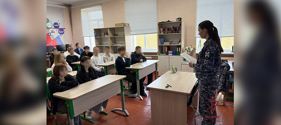 Росгвардейцы провели серию уроков мужества ко Дню Победы 