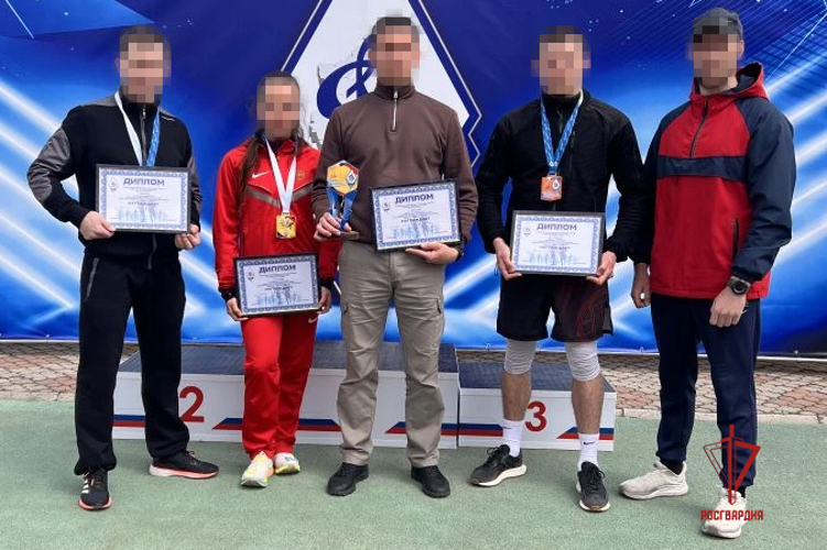 В ДНР росгвардейцы стали чемпионами регионального турнира «Динамо» по лёгкой атлетике