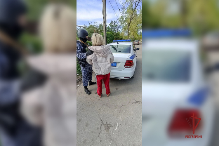 В Донецке росгвардейцы пресекли нарушение общественного порядка в магазине
