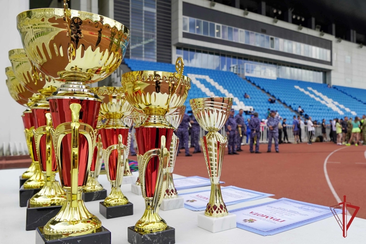 Росгвардейцы ДНР завоевали бронзу на чемпионате Южного округа по служебному биатлону