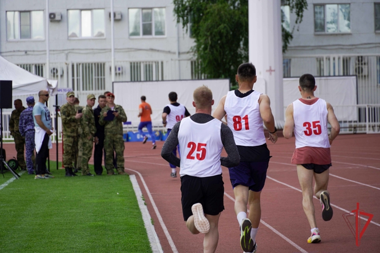 Росгвардейцы ДНР завоевали бронзу на чемпионате Южного округа по служебному биатлону