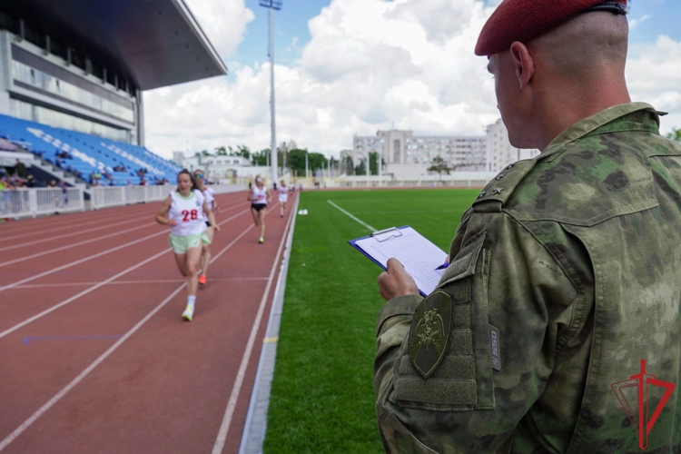 Росгвардейцы ДНР завоевали бронзу на чемпионате Южного округа по служебному биатлону