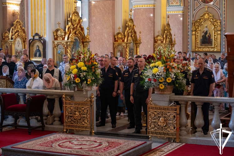 В ДНР росгвардейцы приняли участие в торжествах ко Дню Крещения Руси
