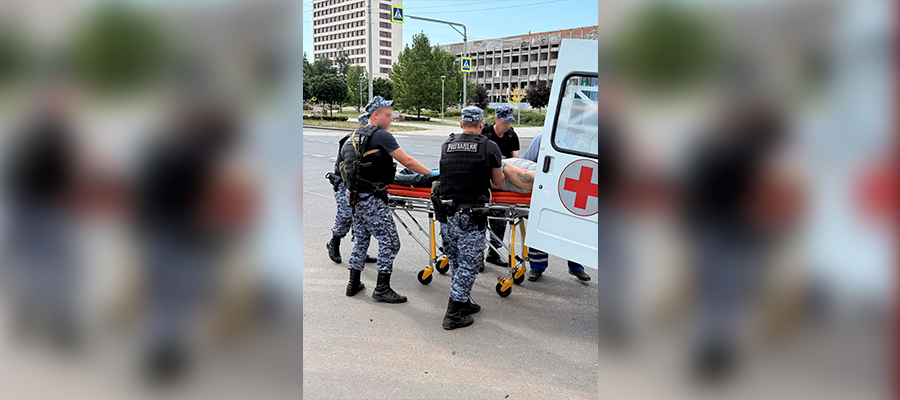 Росгвардейцы пришли на помощь пострадавшим в ДТП гражданам в ДНР