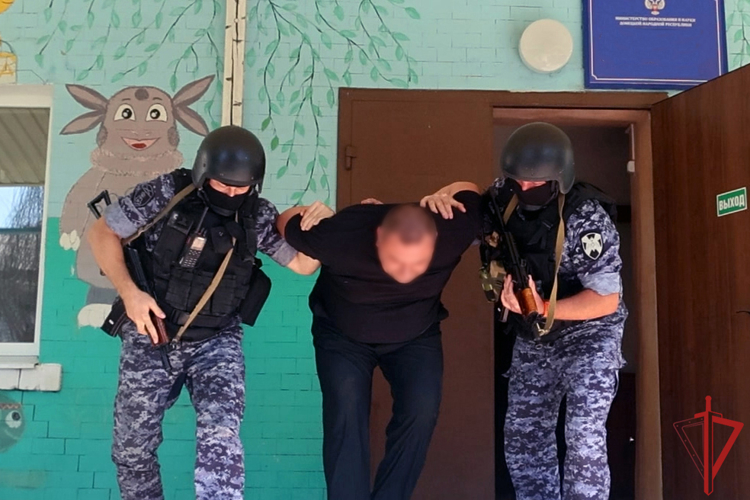 В ДНР Росгвардия приняла участие во всероссийских антитеррористических учениях на объектах образования
